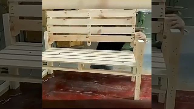 Делаем скамейку из поддонов. Подпишись !