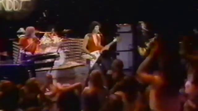 Groovy Movies: The Whizz Kidds (unsigned band) "Cheesecake Baby" U.S. TV 1979