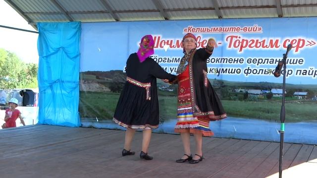 Марийский танец. Радуют Вера и Аля (Екатеринбург). Видео Хайбуллина Василия