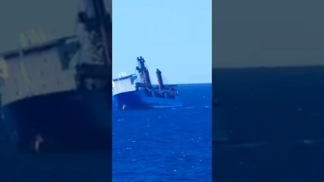 Российское грузовое судно Ursa Major затонуло у берегов Испании и Алжира, передают испанские СМИ.