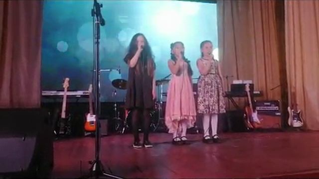 Концерт ко дню матери в Ивашке: "Мамина улыбка"