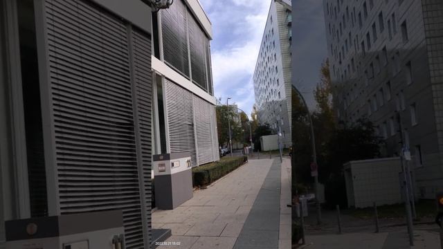 October 21, 2022 Берлин, ремонт наружных жалюзи. Работают профессионалы с автокраном