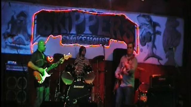 Tidal Wave - Surfs Up @ Skipper's Smokehouse