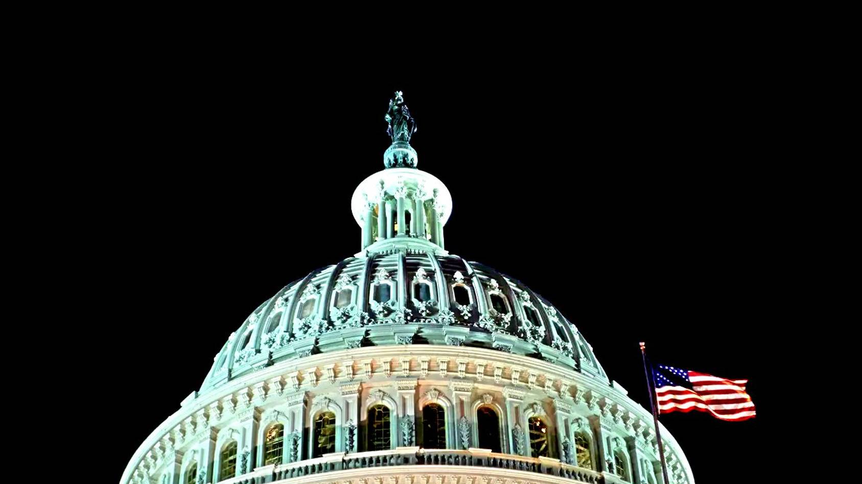 Экс-дипломат предупредил о неизбежности краха США