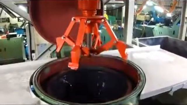 Automatic equipment for lubrication of fasteners, metal hardware and component parts