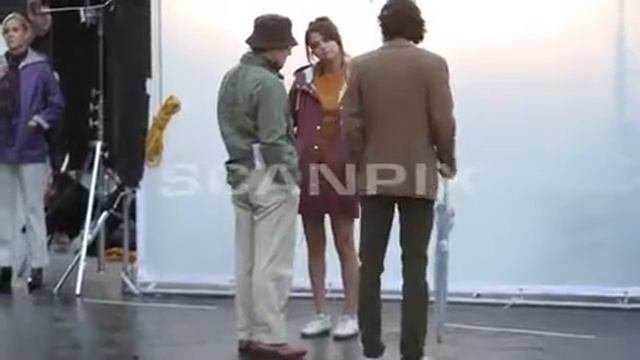 Selena Gomez, Woody Allen & Timothée Chalamet Chat On Set Of Woody Allen’s Movie In NY 10/4/2017