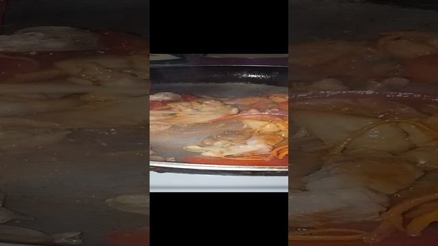 острая Фунцоза из соевых бобов с курицей и грибами