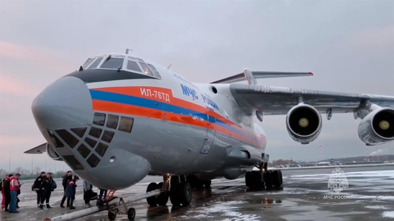 Спецборт МЧС РФ доставит в Москву пострадавших в авиакатастрофе в Актау россиян
