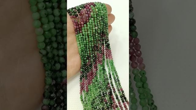 Бусины "Шар" с огр Цоизит 3мм. Бусин в нити - 131шт. Цена - 420 ₽  На сайте : stones-shop.ru