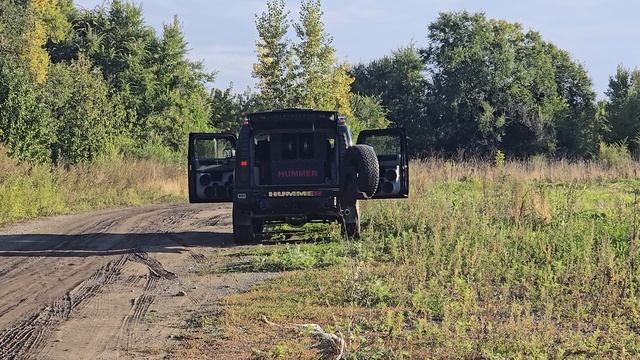 HUMMER H2 Автозвук,5и полосная аудиосистема,качество зашкаливает