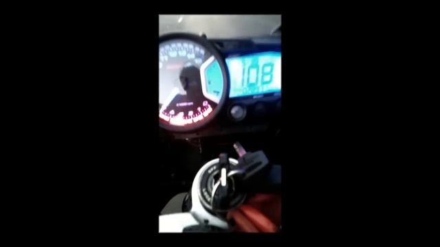 YAMAHA XJR1200r 0-100km/h acceleration.mp4