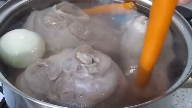 правильный и вкусный холодец.mp4