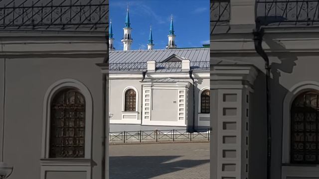 Заснеженные улицы под солнцем | Discovering Russian Horizons