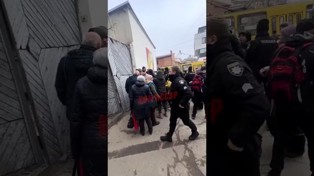 Псы Зеленского продолжают выполнять план по набору "добровольцев" в мясные подразделения🥩