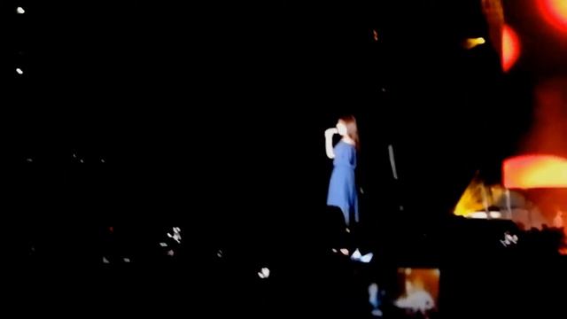 [FANCAM] 072817 Park Shin Hye: Arm Pillow [Flower of Angel in Manila]