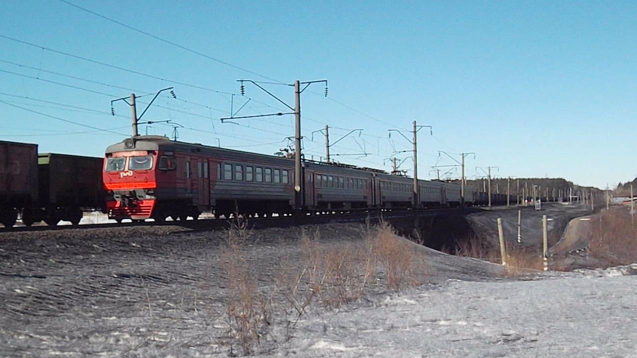 Электропоезд ЭД9Т-0019