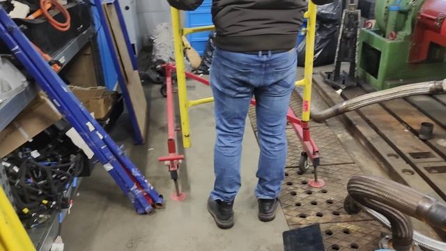 Меняем алтайскую таль на цепной болгарский тельфер.