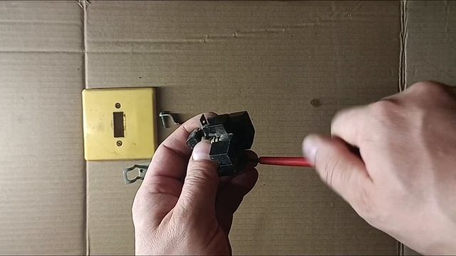 Разбор советского выключателя
