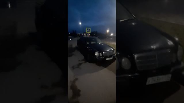 Брошенный очкарик... за сколько бы взяли?