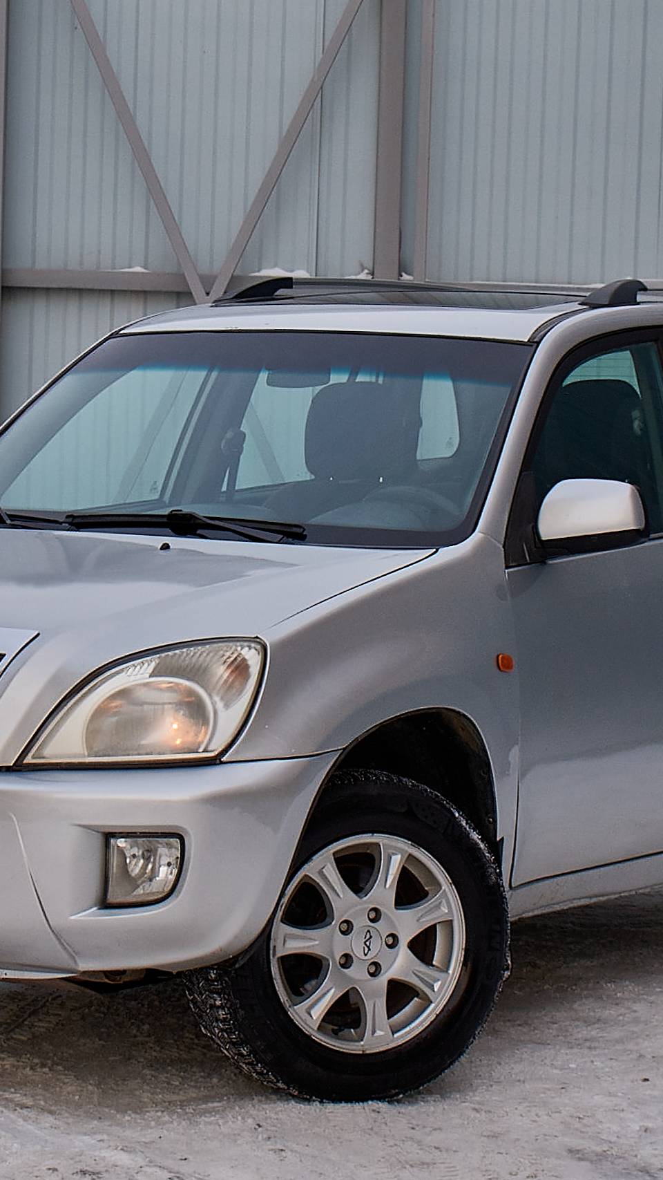 Обзор на CHERY Tiggo (T11) Кроссовер 5 дв. 1.6 2012г