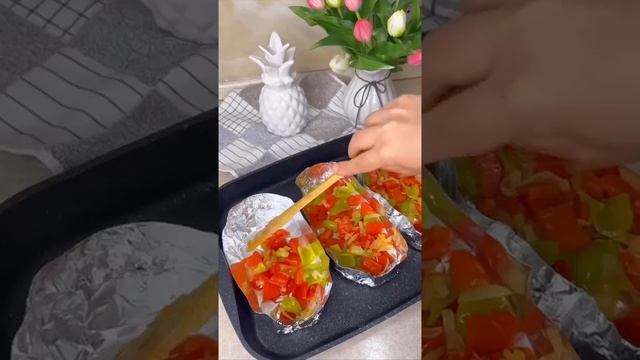 “Рыба с овощами в духовке”
