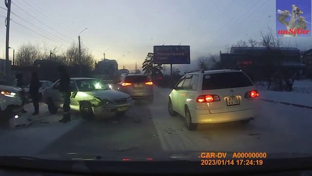 2023-01-14 - ДТП на перекрестке