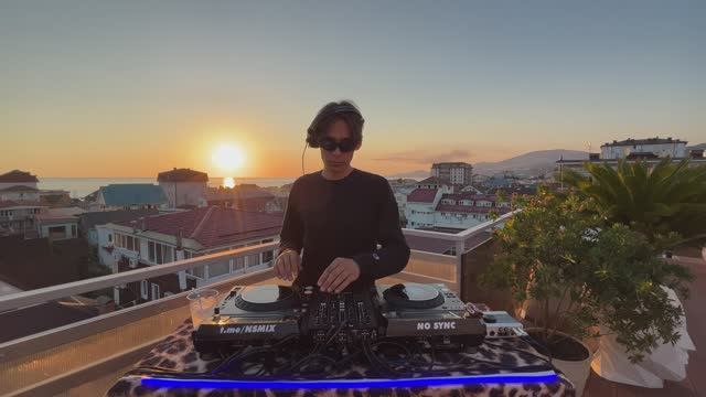 Sunset Vibe — Relaxxer