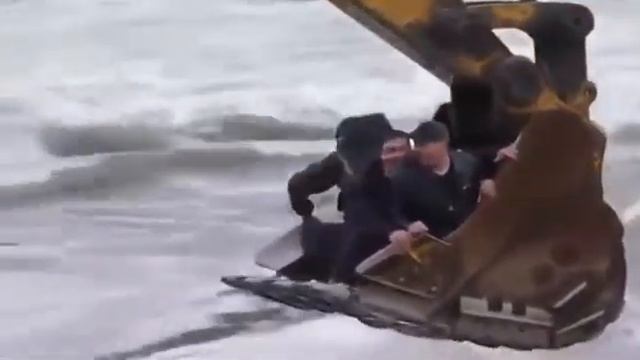 Посрал и белкой жопу вытер угар