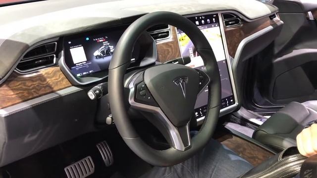 2017 Tesla Model X vs. 2017 Audi Q5