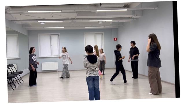 Открытый урок.
Младшая группа студия МТЮ «проТеатр». 22.12.2024