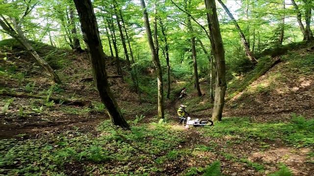 Эндуро дуро на китайцах по лесным Джуманджам