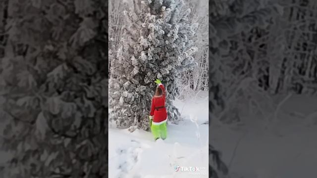Оля