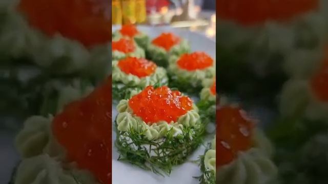 Закуски с  красной икрой