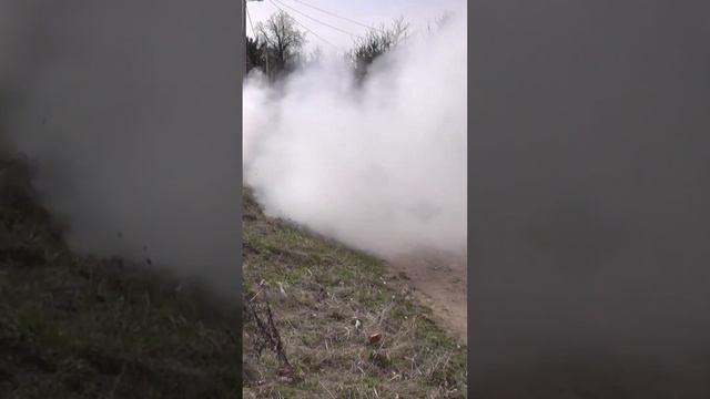 дымящий запорожец.
