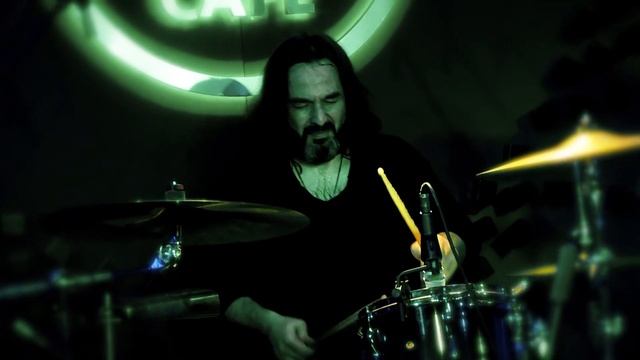 B17 - Moby Dik+ drum solo / Led Zeppelin Cover