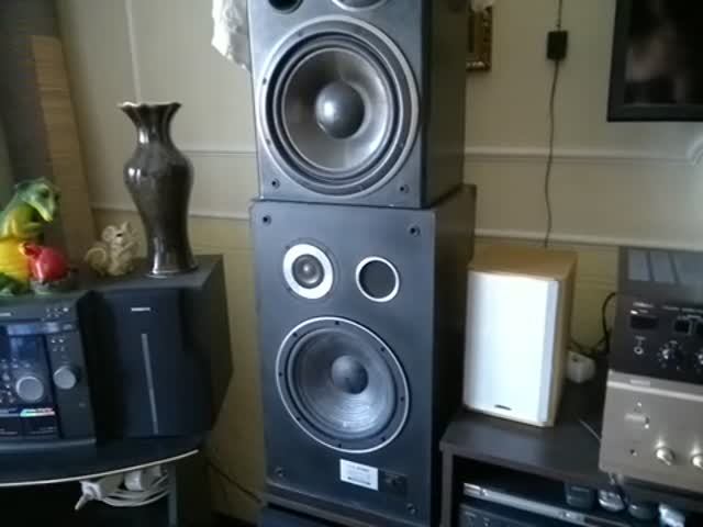 ТЕСТ PIONEER S-140 и SONY - SS 950 AV
