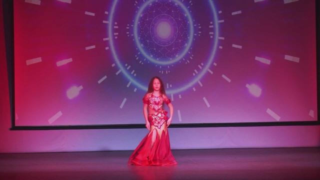 Танцевальный номер  «Дыхание Востока» Мостайкина Мария