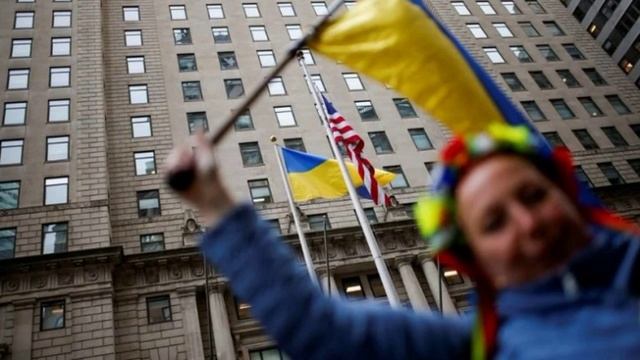 Трамп распилит Украину, чтобы всем хватило