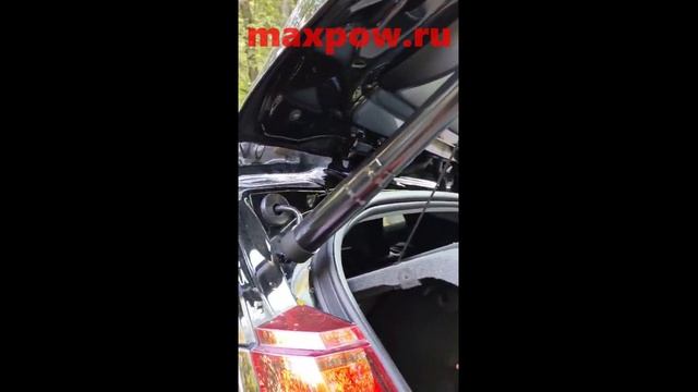 Электропривод багажника Volvo XC40. Не закрывался. Замена на новые электроприводы.