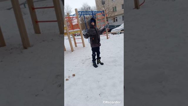 ПИПИНДУРЫ
 (ВЕСЬ СЕЗОН)
ПИПИ МОЖЕТ УМЕРЕТЬ;
ТЫ НАЙДЕН;
ПРЕВРАЩЕНИЕ;
ЛЕС;
ВОЗРОЖДЕНИЕ.