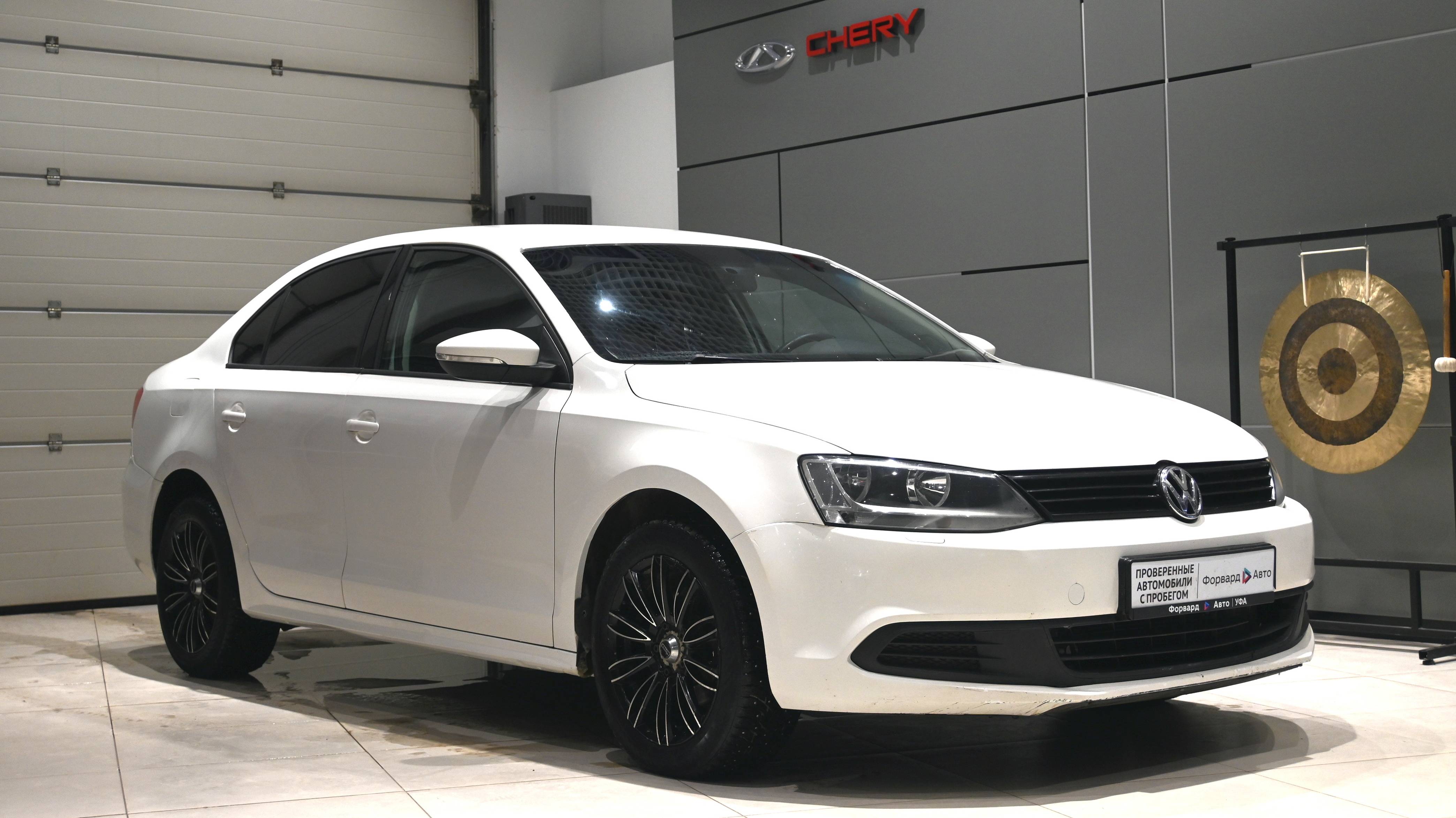 Volkswagen Jetta (2014) 906183
