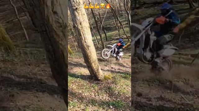 Эндуро курва!!! Размотал мотоцикл !)