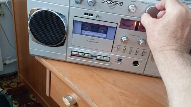 Самый красивый магнитофон советского производства