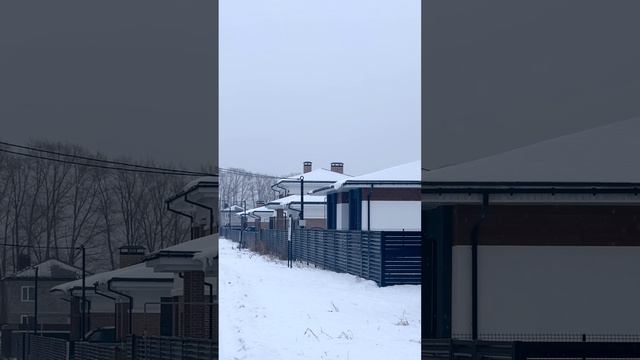 ❄️ «ГрандХаус Парк» всегда в гармонии с погодой – делимся зимними кадрами посёлка.