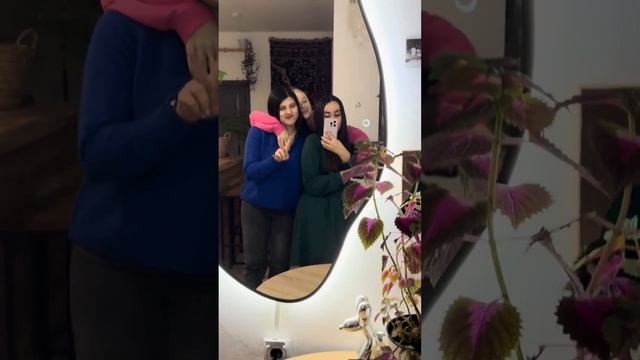 Однажды с подружками #подружки #междунамидевочками #секреты #тренды #реки