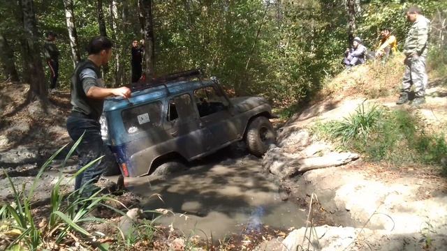 Немного застряли.mp4