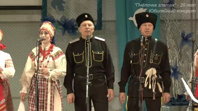 Вишня (Под окном широким)