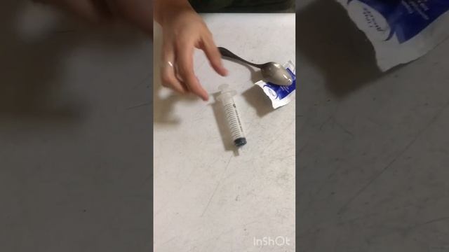 Как правильно развести и дать собаке лекарство.