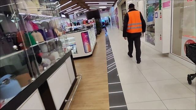 РЕКОРД ЗАРАБОТКА В 2024 ГОДУ В ЯНДЕКС ДОСТАВКЕ / КУРЬЕРУ ПОДАРИЛИ ПОНЧИКИ