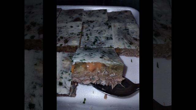 Очень вкусный холодец с мясом чесноком морковкой.Рецепт холодца.Как приготовить холодец.Pihtija.🤤😋